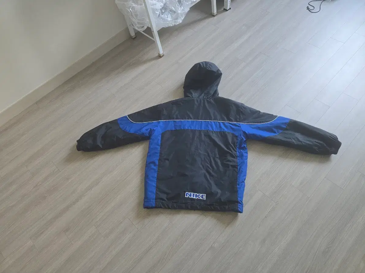 thumbnail-1